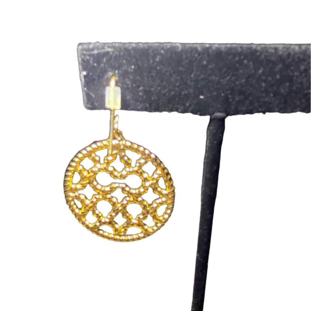 Super cute vintage Coach Gold Twisted Rope Filigree Pendant - Women Jewelry - Picture 4 of 5